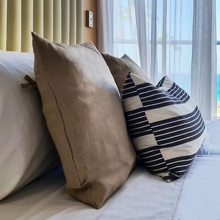 Phaedrus Living: Seafront Luxury Flat Pallini Court 113 Протарас Екстериор снимка